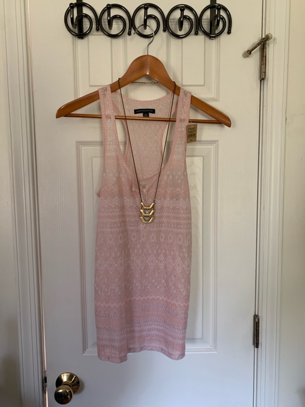 Retro AEO Barely Blushing Shimmer Eyelet Cutout Henley Tank